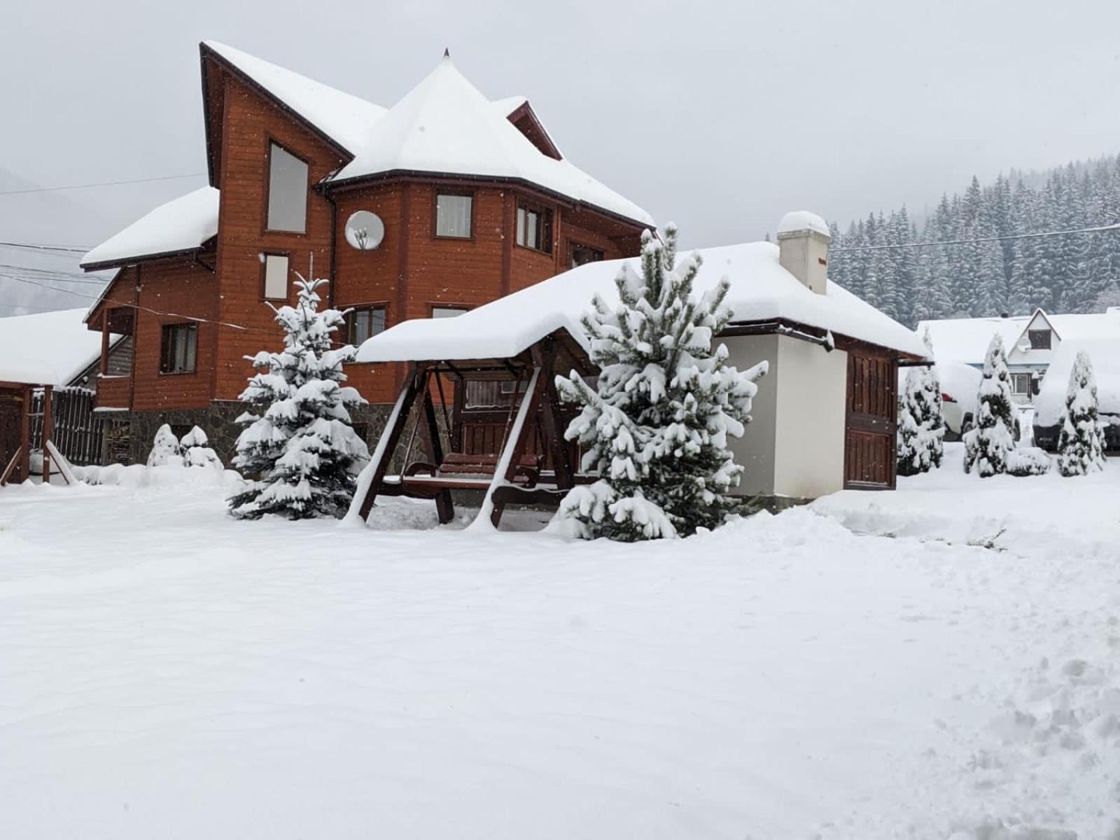 Aura Karpat Hotel บูโคเวล ภายนอก รูปภาพ